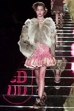 Look 12